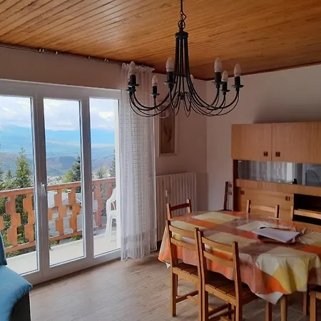 Le Panoramic Vue Montagne A Romeu アパート